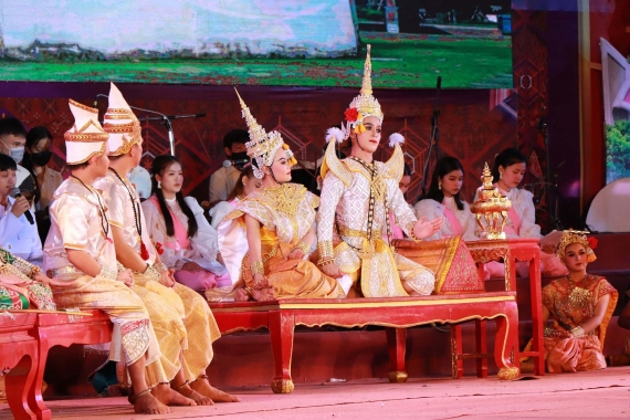 01. โขนลักษมีสีดา จังหวัดกาฬสินธุ์