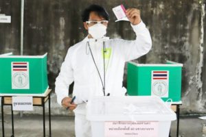 พี่เบิร์ดเลือกตั้งผู้ว่ากทม 22.05 (2)