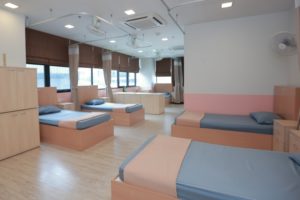 1 ห้องพักหญิง บ้านพักพิงฯ เพื่อครอบครัวผู้ป่วยเด็ก โรงพยาบาลจุฬาลงกรณ์ สภากาชาดไทย