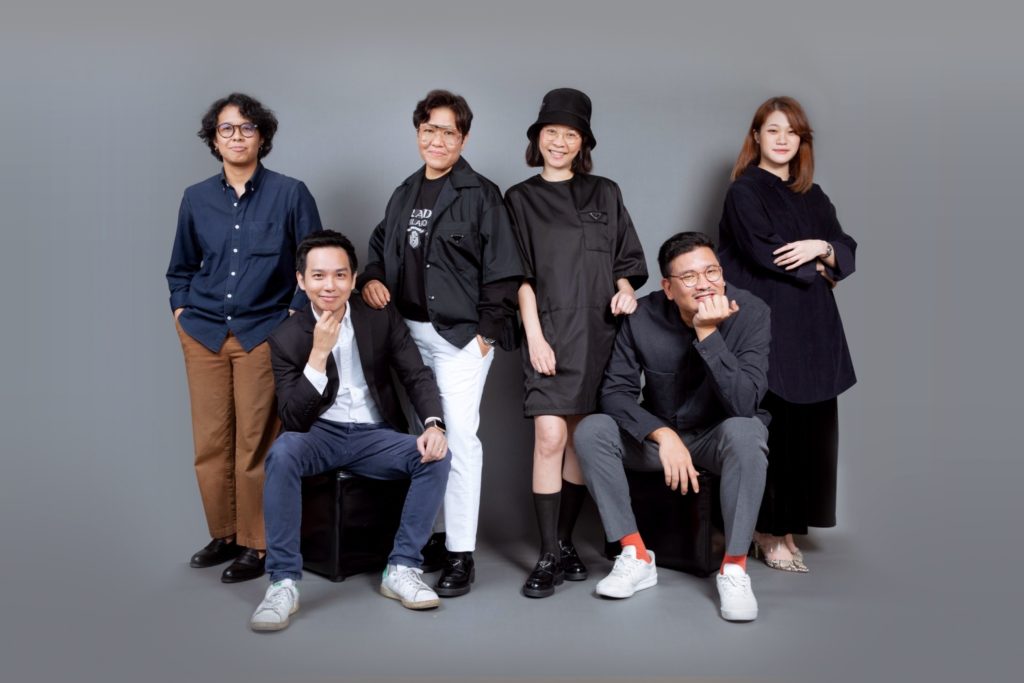 B7BC7D67-B079-4793-8B6D-54816DAAE77A