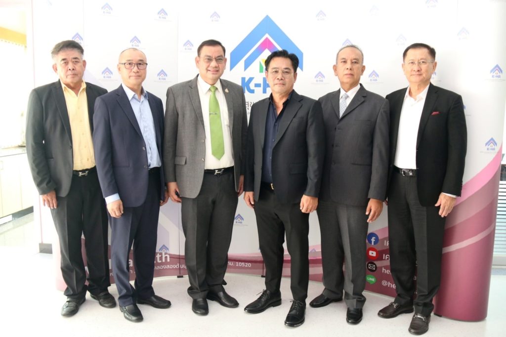 03F6E39F-CF75-4083-86F5-94B71FF88B64