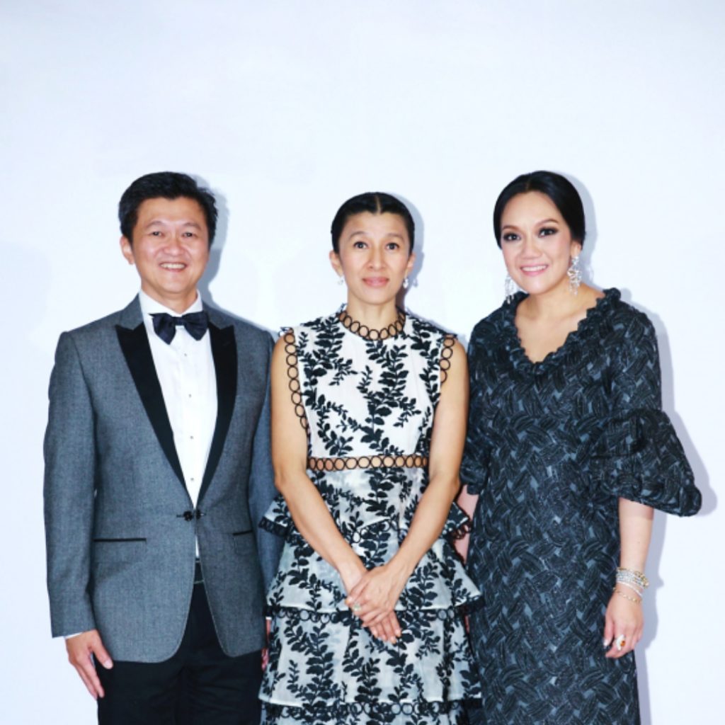 1.พัฒพงษ์, อินทิรา ปก