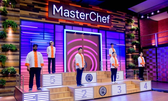 LINE_ALBUM_EP2 - Celebrity SS3 [แข่ง 2]_๒๒๑๐๑๐1_0