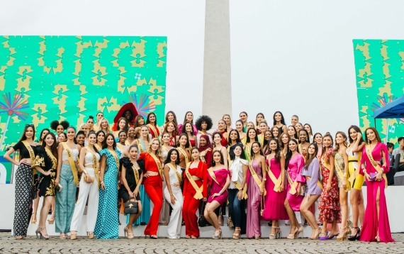 สวยสดใส