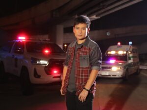 ไผ่ พงศธร