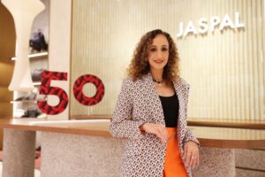 2. วิลาสินี สิงห์สัจจเทศ