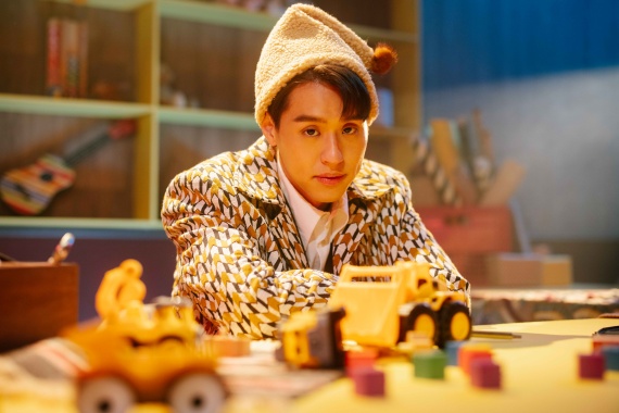 รูป“ซานต้าบิวกิ้น” พร้อมแจกความสดใส ปล่อยซิงเกิลใหม่ล่าสุด “MR.EVERYTHING” _6