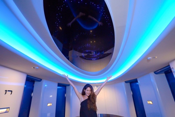 จิ๊บ หนีเที่ยว อวกาศ