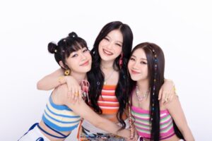 PiXXiE_Group_PR_Closeup-01