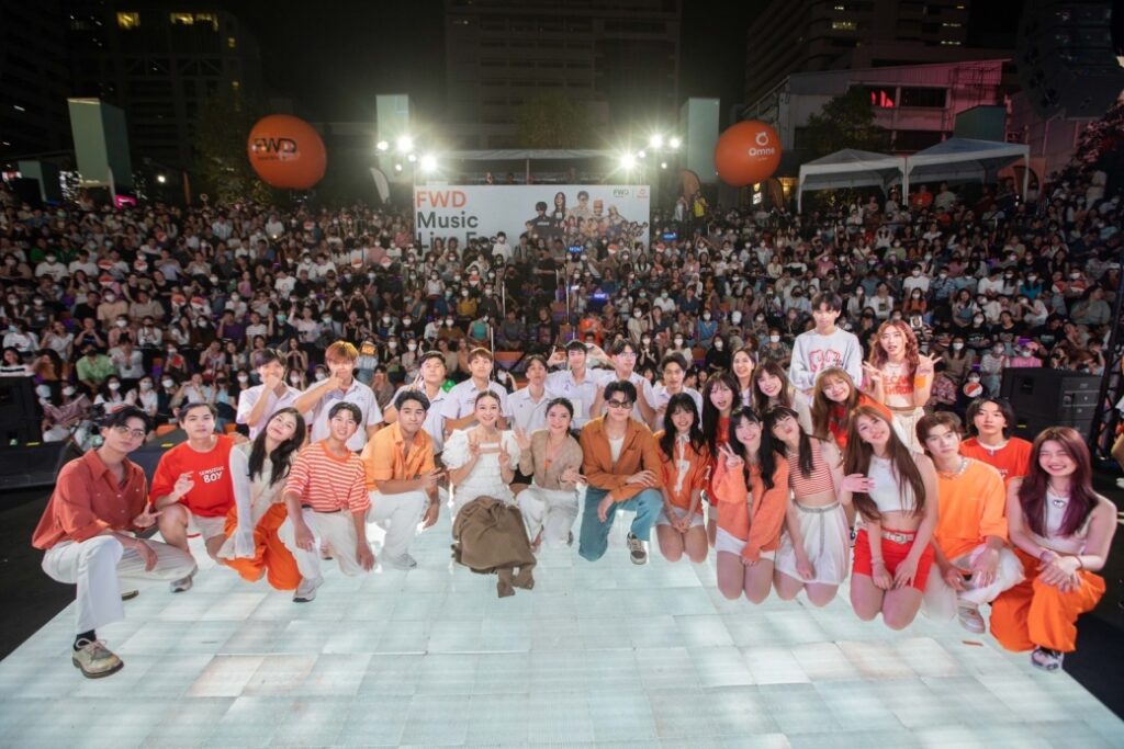 FAEF8B3C-9B9A-4F1E-9014-070729322975