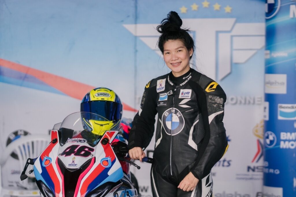 บีลิตเติ้ลว้าวปก