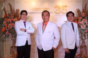 3 ผู้บริหาร