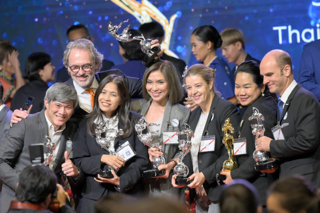 180BCE50-4A6F-419E-B1A9-FB2F2C3F598C