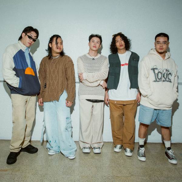 batch_CORNBOI เพลง แค่เพียงบังเอิญ NOSTALGIA Photo