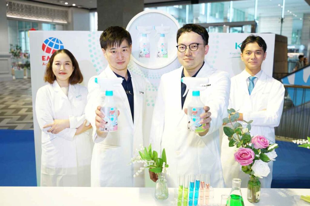 09. ทีม Research _ Development ของคาโอ และเอิร์ธ