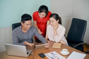 เผยเทคนิค เลือกประกันแบบไหน ให้เหมาะกับช่วงวัย (4)