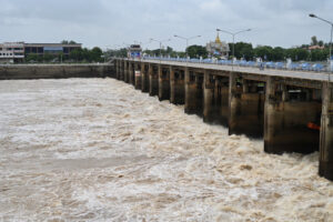 ประตูระบายน้ำ