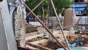 วัดดังทำลายปูนปั้นศิลปิน