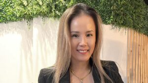 อาทียา ปก