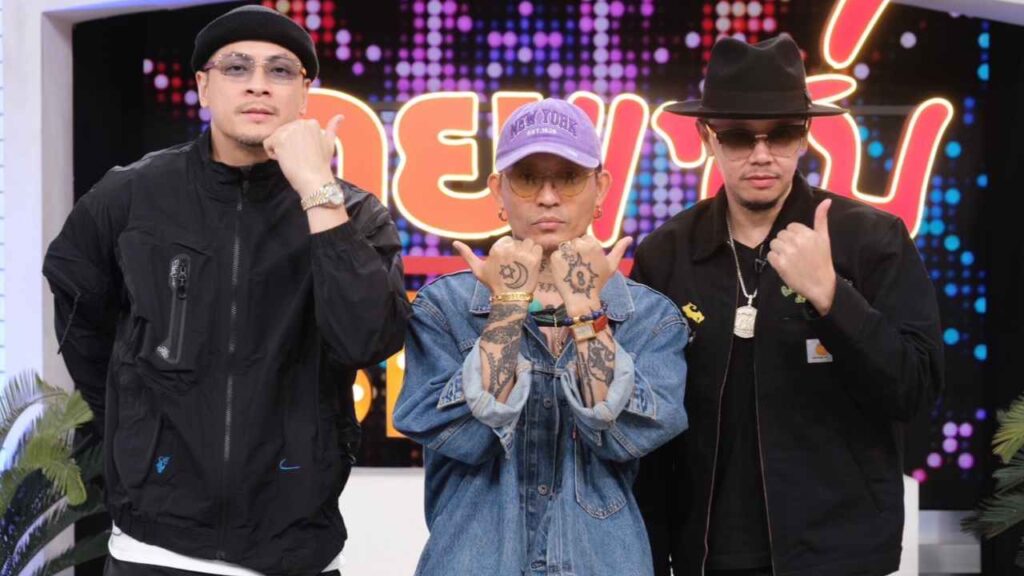 เวย์ เดย์ ขันเงิน อดีตแบดบอยสุดซ่า ปก