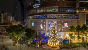 Samyan Mitrtown Light Up X’mas Tree