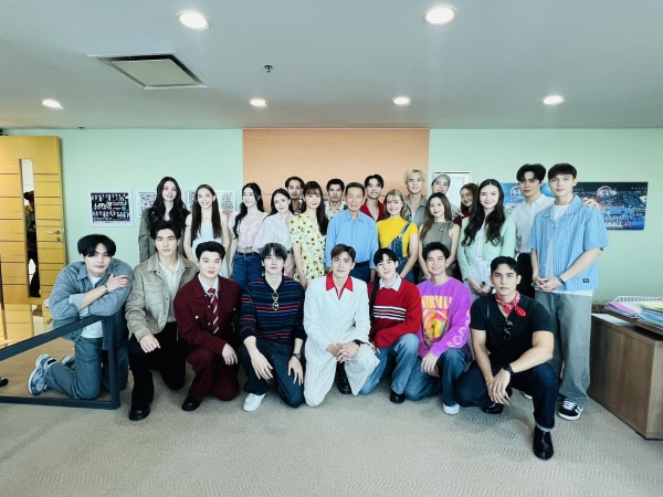 นักแสดงช่อง3 สวัสดีปีใหม่ผู้บริหาร (9)