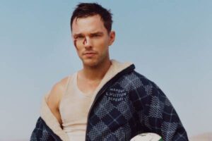 batch_GQ0624_GER_Coverstory_Nicholas_20Hoult_3_0_0