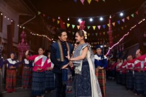 เต๋า ภูศิลป์ ลุยต่อ เพลงที่3จากอัลบั้ม หมอลำทรงเครื่อง (4)