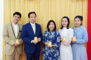 T&B Media Global รับเข็ม (2)