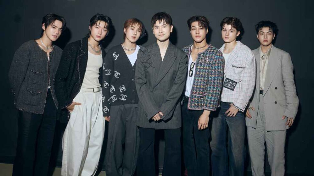 6 หนุ่ม MCHOICE TRAINEE cover