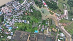 กรมชลฯ ลุยช่วยชาวตราด (6)