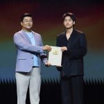 “BILLKIN” สร้างความภาคภูมิใจ คว้ารางวัลใหญ่ Weibo Malaysia พร้อมโชว์สุดประทับใจ
